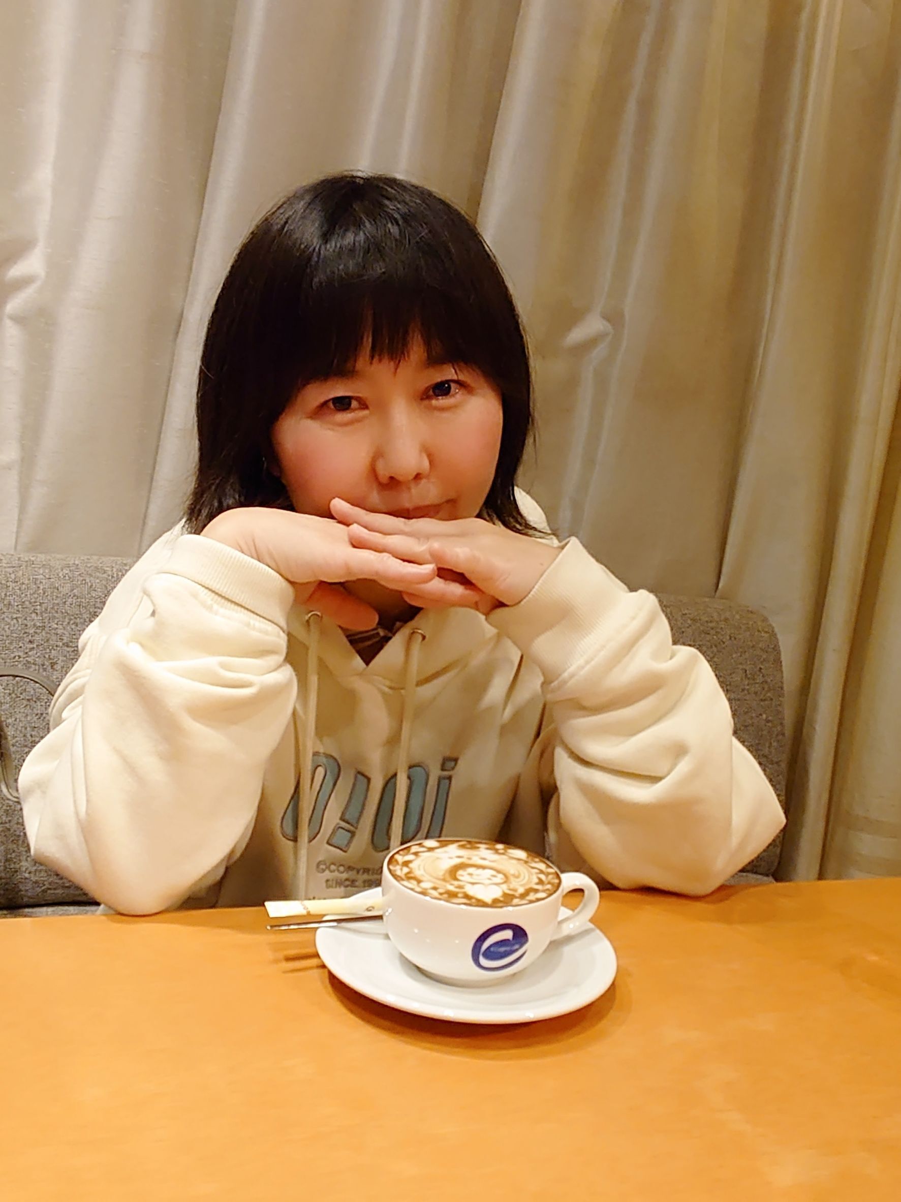 長谷部あゆ子